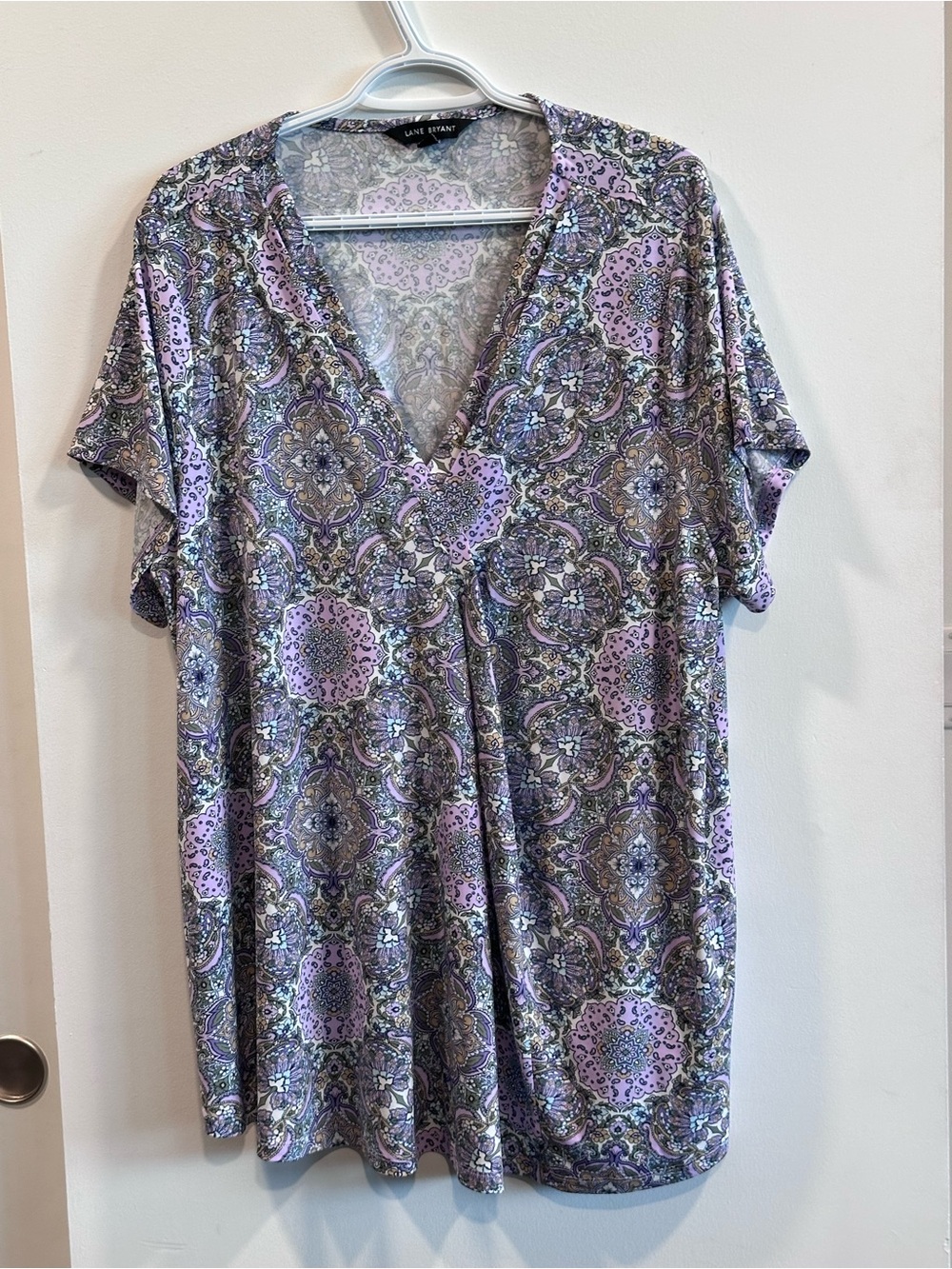 Lane Bryant Lavender Paisley V-Neck Tunic Top